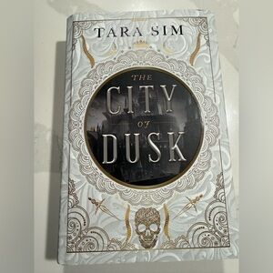 Tara Sim’s ‘The City of Dusk’ Hardcover Signed